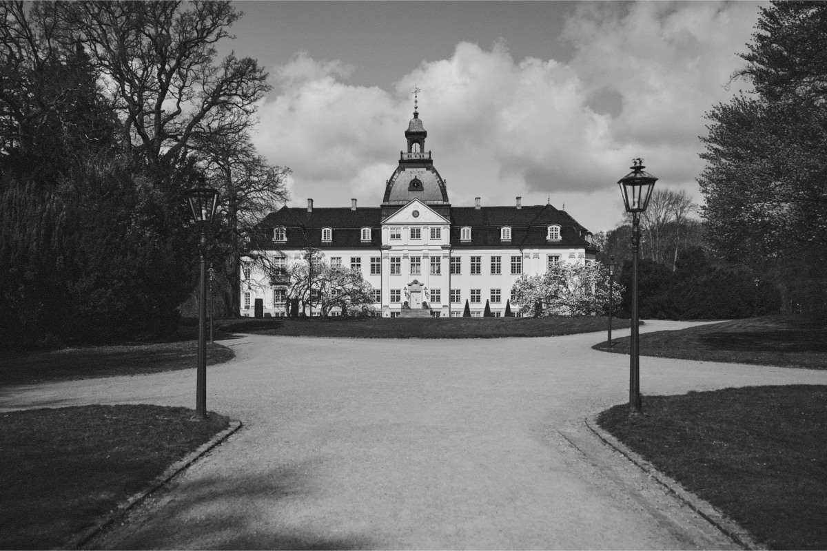 Champagne at the Castle